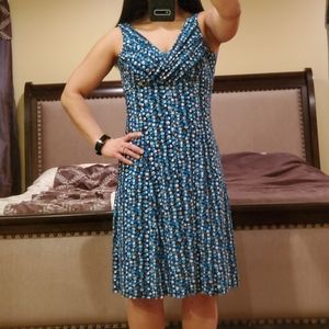 Blue and brown v-neck dress